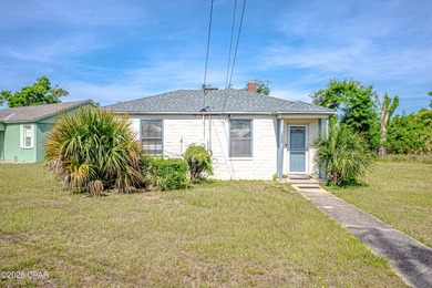 Beach Home Sale Pending in Panama City, Florida