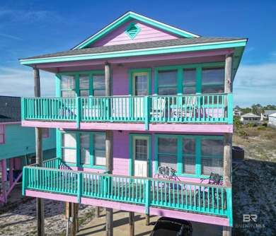 Beach Home For Sale in Gulf Shores, Alabama