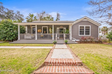 Beach Home For Sale in Beaufort, South Carolina