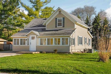 Home For Sale in Ellsworth image photo picture