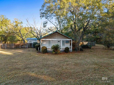 Beach Home For Sale in Foley, Alabama
