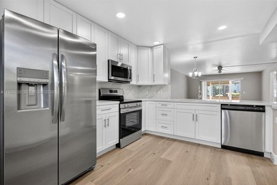 Beach Condo For Sale in Pembroke Pines, Florida