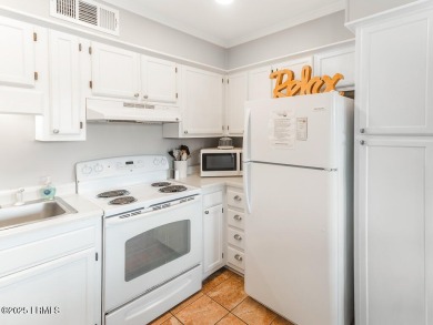 Beach Condo For Sale in Hilton Head Island, South Carolina