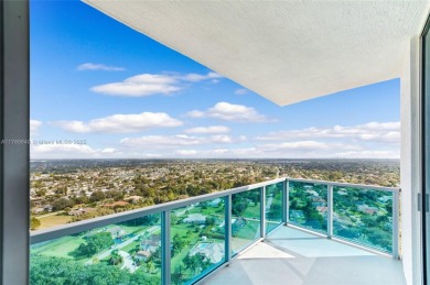 Beach Condo For Sale in Sunrise, Florida