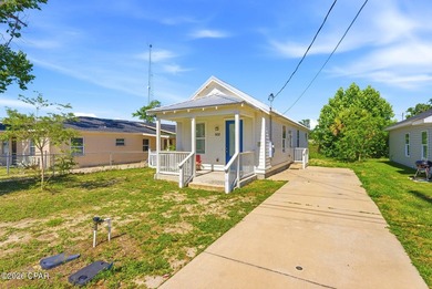 Beach Home For Sale in Panama City, Florida