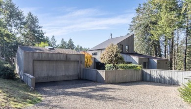 Beach Home For Sale in Sea Ranch, California