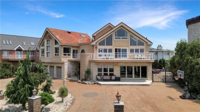 Beach Home For Sale in Staten Island, New York