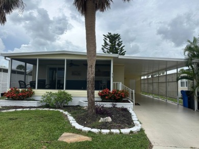 Beach Home For Sale in Venice, Florida