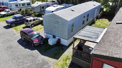 Beach Home For Sale in Gold Beach, Oregon