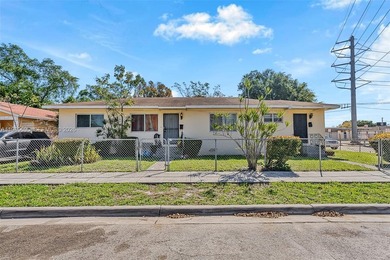 Beach Townhome/Townhouse For Sale in Miami, Florida