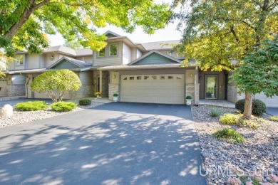 Beach Condo For Sale in Menominee, Michigan