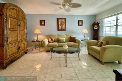 Beach Condo For Sale in Lighthouse Point, Florida