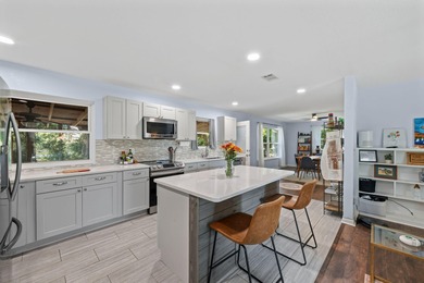 Beach Home For Sale in Fort Walton Beach, Florida