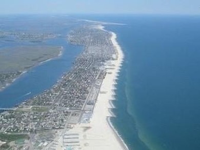 Beach Home For Sale in Rockaway Beach, New York