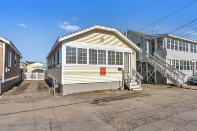 Beach Home For Sale in Hampton, New Hampshire