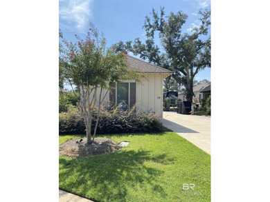 Beach Home For Sale in Fairhope, Alabama