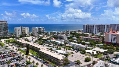 Beach Condo For Sale in Pompano Beach, Florida