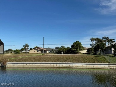 Beach Lot For Sale in Cape Coral, Florida