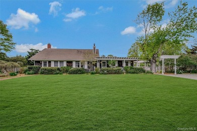 Beach Home For Sale in Quogue, New York