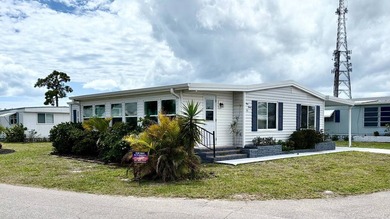 Beach Home For Sale in Venice, Florida