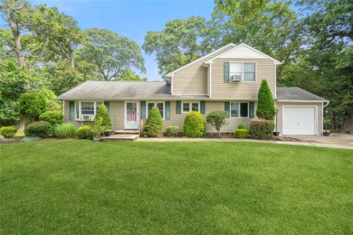 Beach Home For Sale in Moriches, New York