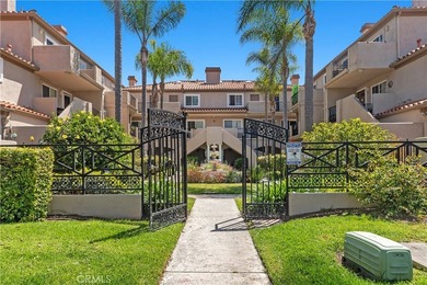 Beach Condo For Sale in Huntington Beach, California
