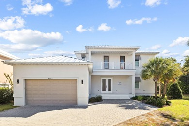 Beach Home For Sale in Destin, Florida