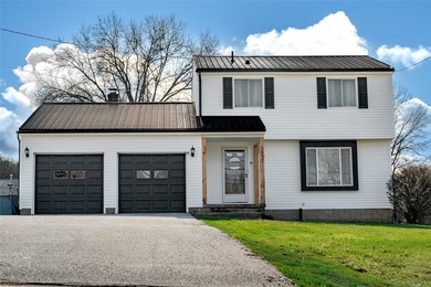 Beach Home For Sale in Erie, Pennsylvania