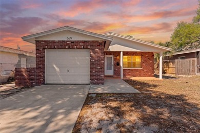 Beach Home For Sale in St. Petersburg, Florida