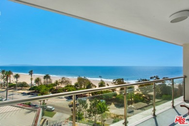 Beach Condo For Sale in Santa Monica, California