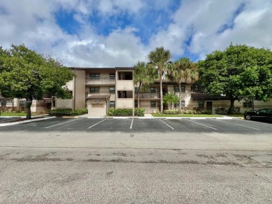 Beach Condo For Sale in Sunrise, Florida