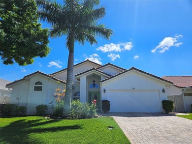 Beach Home For Sale in St. Petersburg, Florida