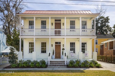 Beach Home For Sale in Beaufort, South Carolina
