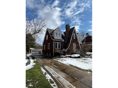 Beach Home For Sale in Erie, Pennsylvania