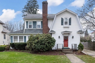 Beach Home Sale Pending in Erie, Pennsylvania