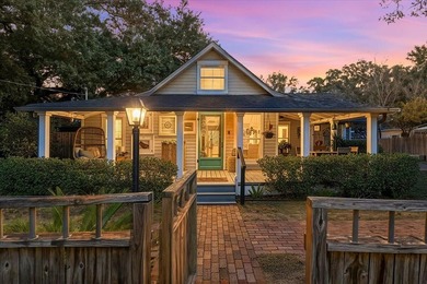 Beach Home For Sale in Navarre, Florida