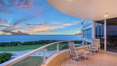 Beach Condo Sale Pending in Longboat Key, Florida