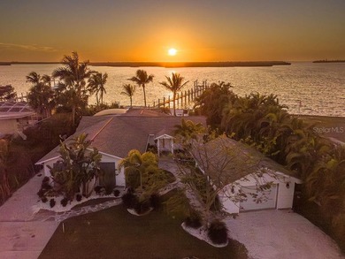 Beach Home For Sale in Terra Ceia, Florida