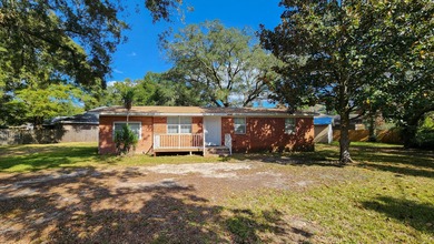 Beach Home For Sale in Fort Walton Beach, Florida