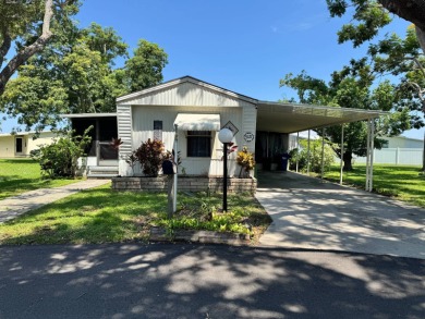 Beach Home For Sale in Bradenton, Florida