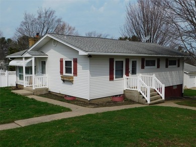 Beach Home Sale Pending in North East, Pennsylvania