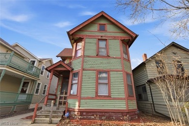Beach Home Sale Pending in Cleveland, Ohio