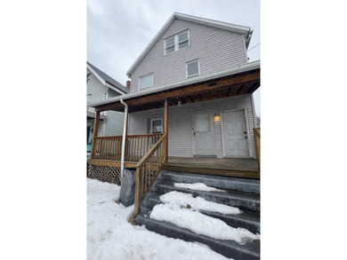 Beach Home Sale Pending in Erie, Pennsylvania