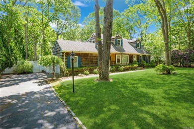 Beach Home For Sale in East Quogue, New York