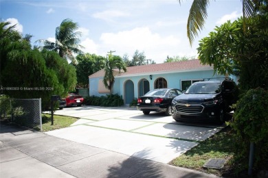 Beach Home For Sale in Hollywood, Florida