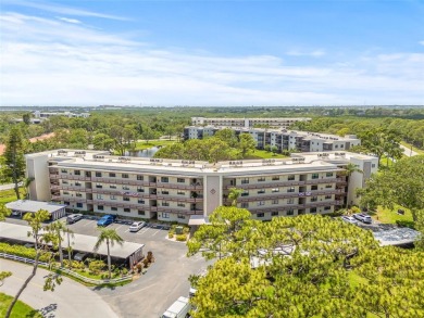 Beach Condo Sale Pending in St. Petersburg, Florida