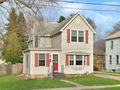 Beach Home Sale Pending in Erie, Pennsylvania