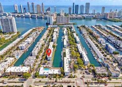 Beach Condo For Sale in North Miami Beach, Florida