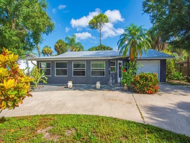 Beach Home Active Under Contract in Vero Beach, Florida