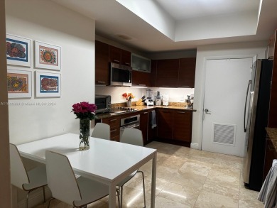 Beach Condo For Sale in Aventura, Florida